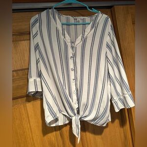 OPHELIA ROE | Women’s Striped Tie Front Blouse